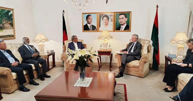 মির্জা ফখরুল ইসলাম আলমগীরের সঙ্গে বৈঠকে ইইউ রাষ্ট্রদূত মাইকেল মিলার